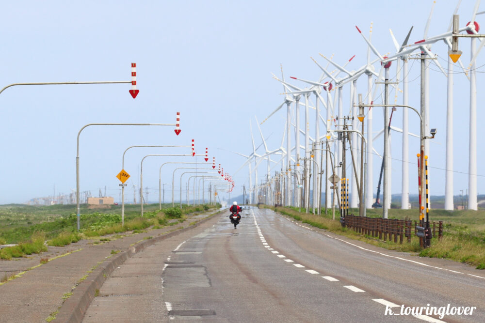 オトンルイ風力発電所と刀